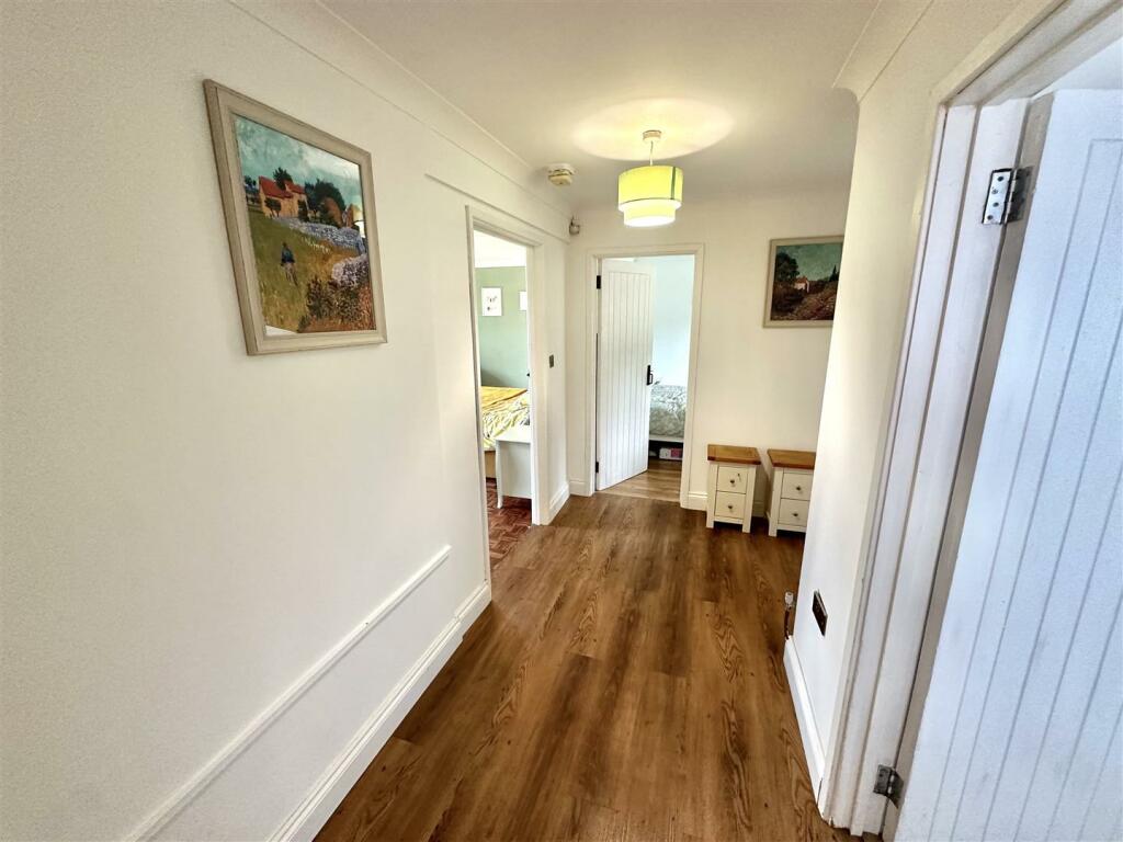 INNER HALLWAY
