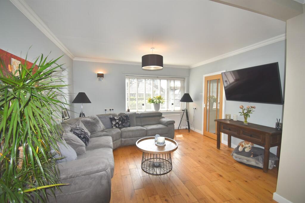 Open Plan Family Din