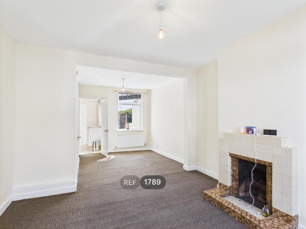 Living/Dining room