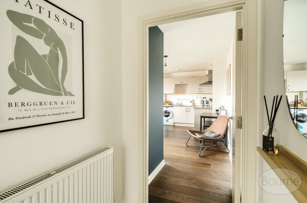 b96e2aeb-51af-4b3...