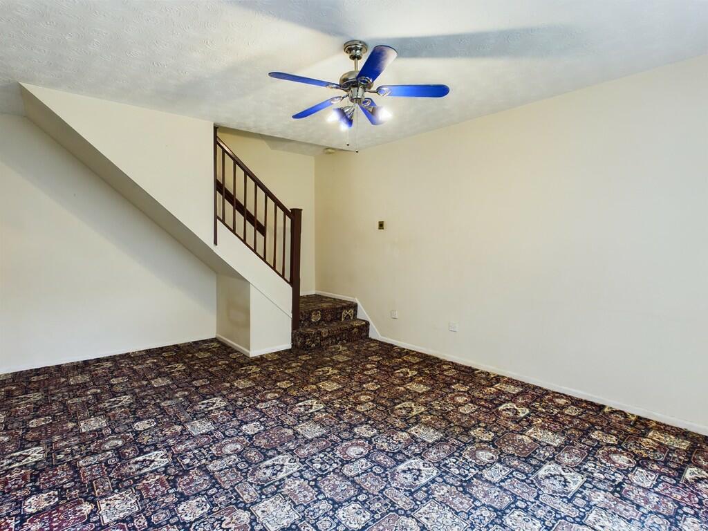 CAM03974G0-PR0022...