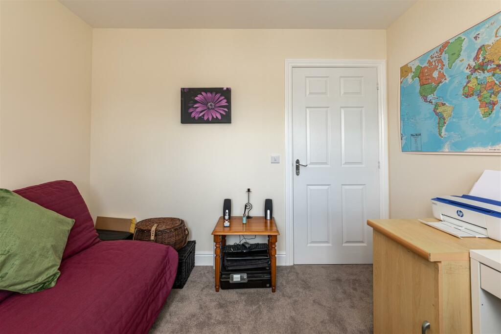 31 Redpath Crescent Galashiels 28.JPG