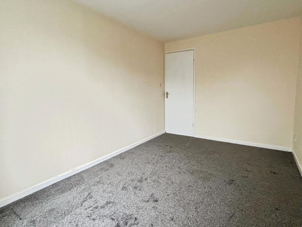 pbox-bedroom-327110.jpg