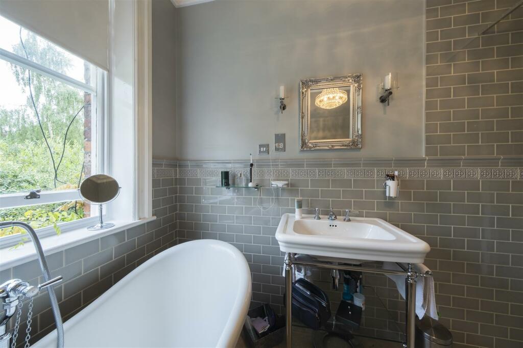 2 Riddings House-039.JPG