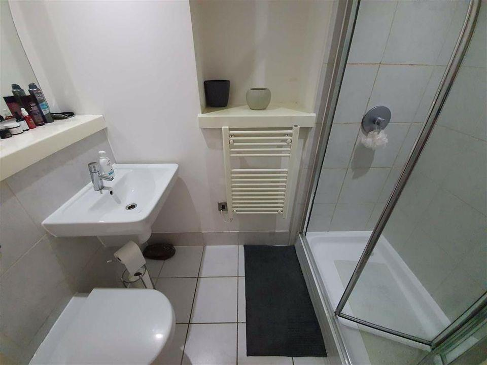 bathroom.png