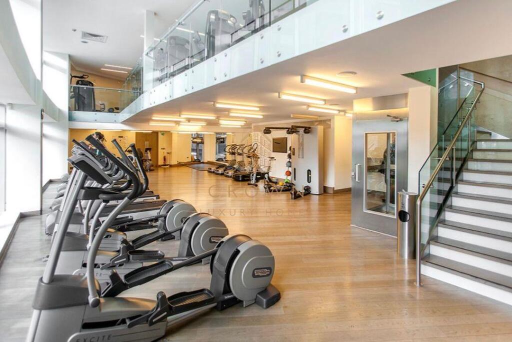 pan-peninsula-residential-amenities (4).jpg