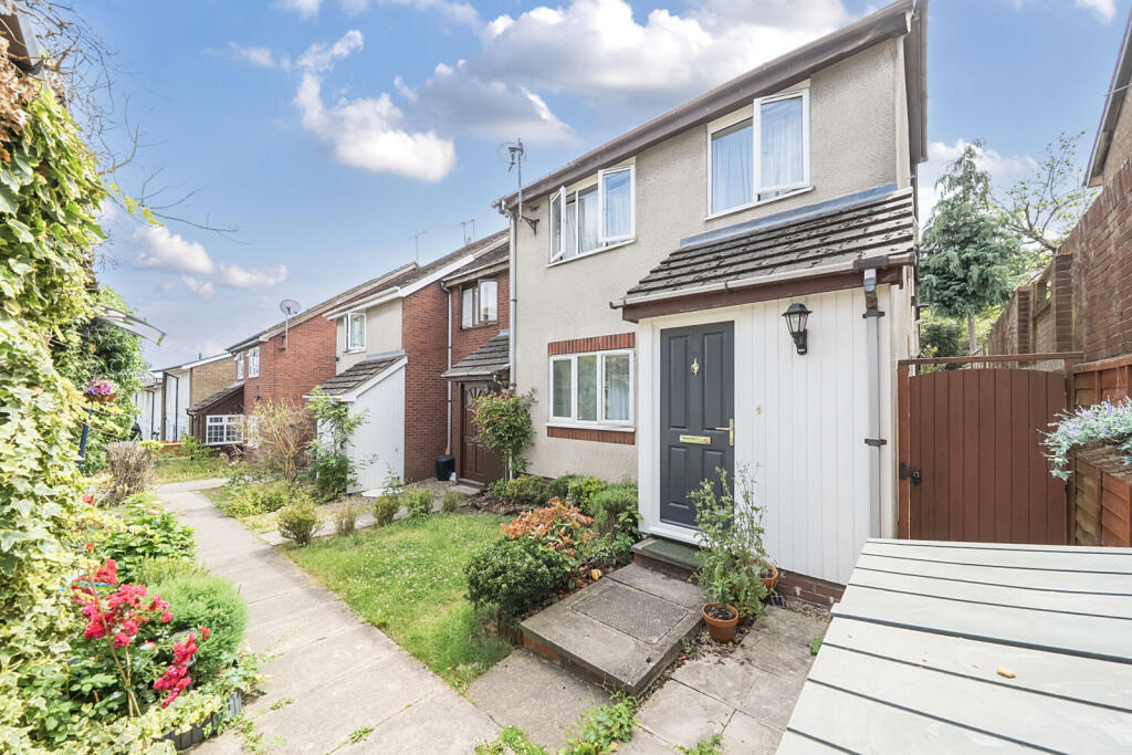 1310674-4-685eb86...