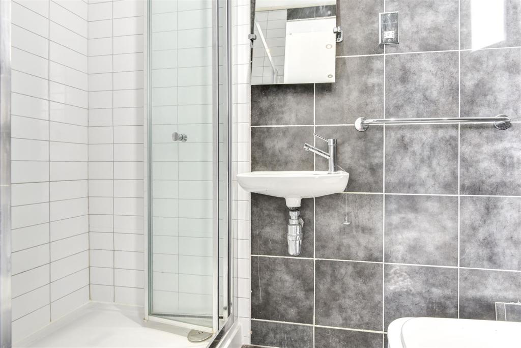 en suite.jpg