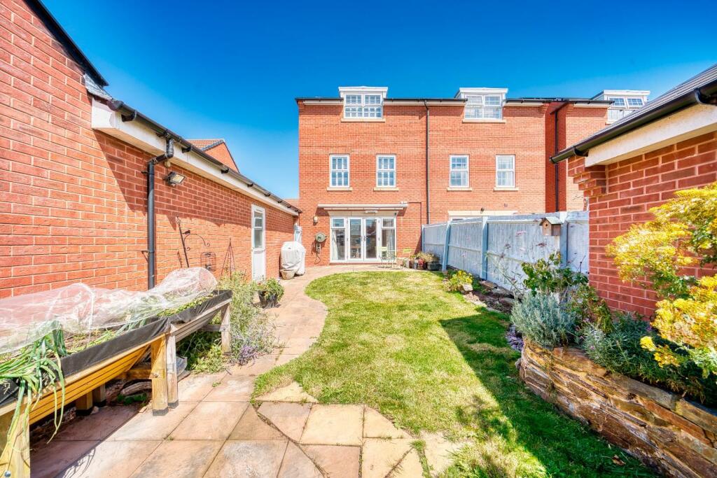 71 Wheatear Road - Mark Templer - Real estate phot