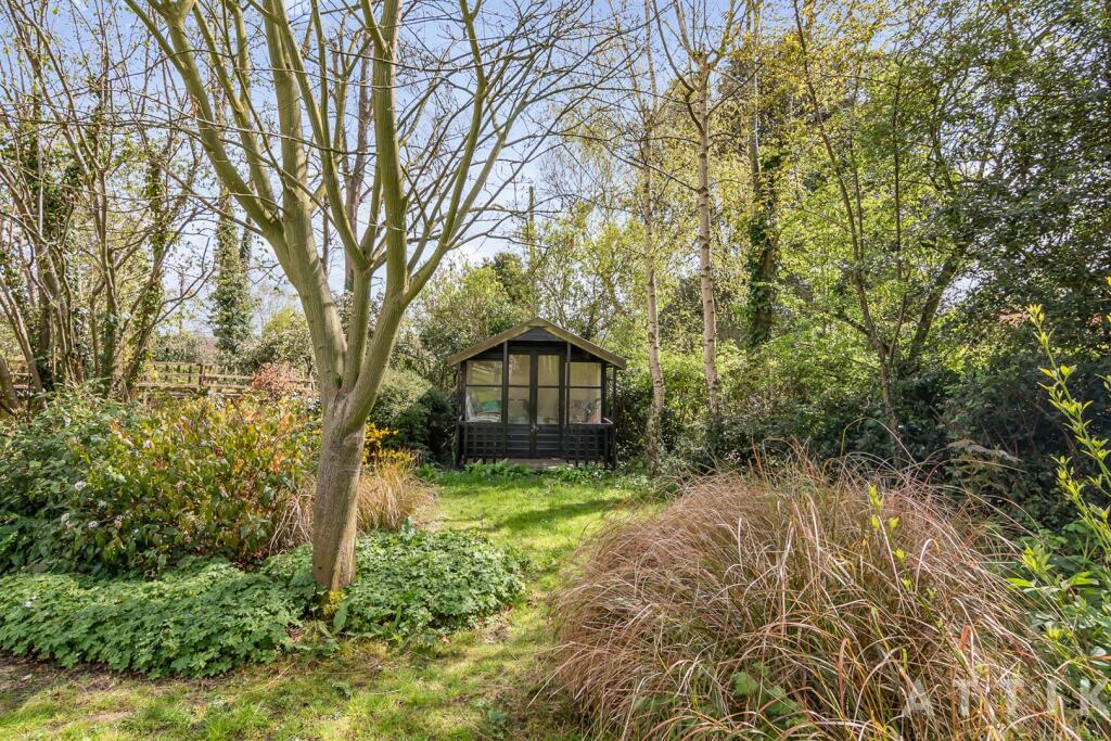 2 Hanbury Close, Halesworth IP19 8DG (50).jpg