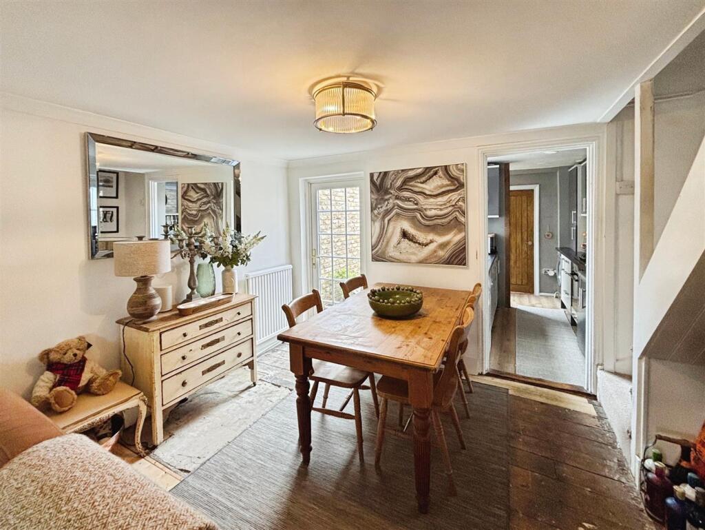 3d79ea3a-Photo 205-29-25 2C 2012 2005 2022.jpg