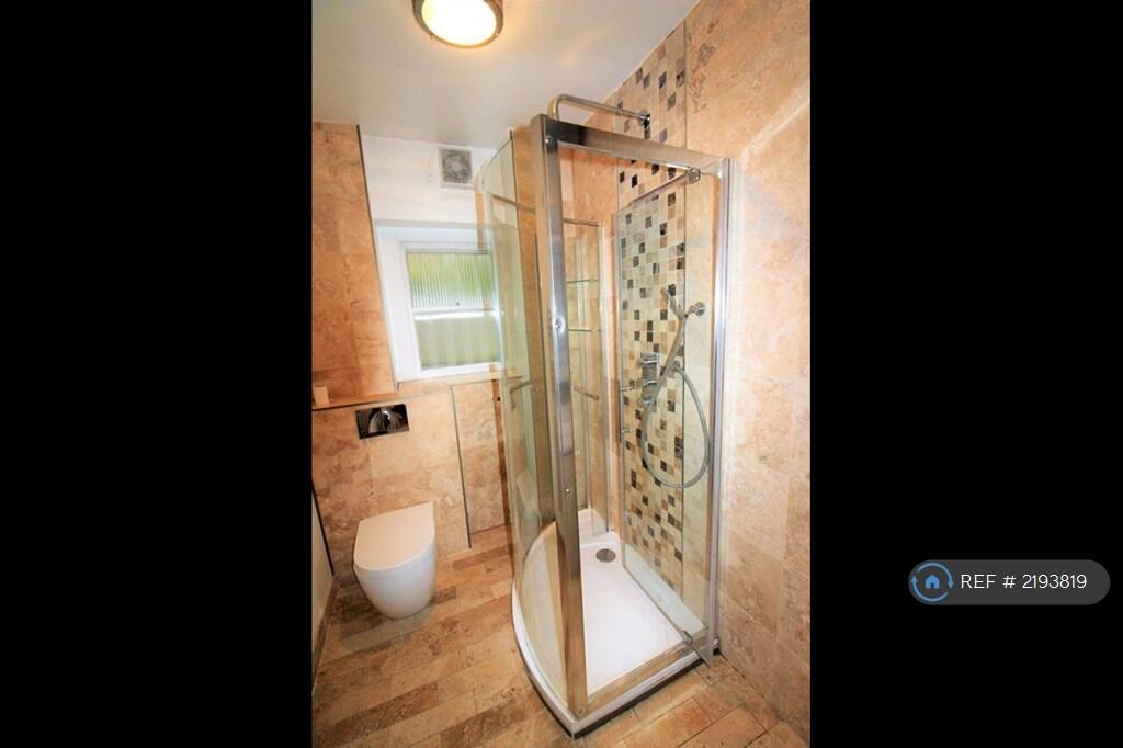 Modern Marble Showerroom With Wall Hanging Toilet