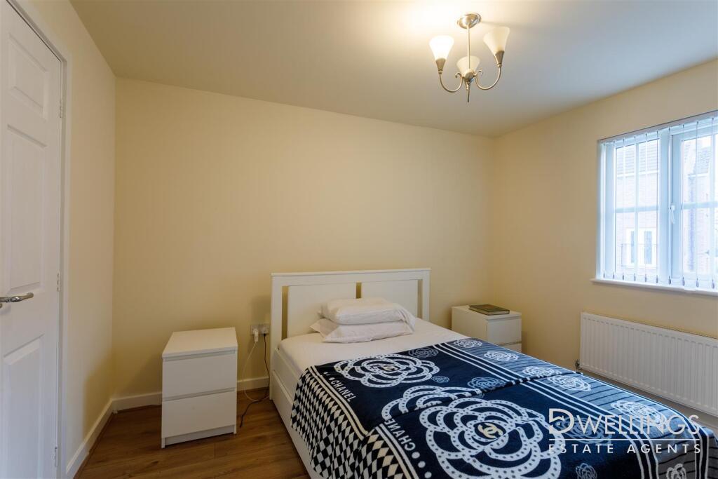 DWELEST- 20 St Matthew street, DE14 3DT - 014.jpg