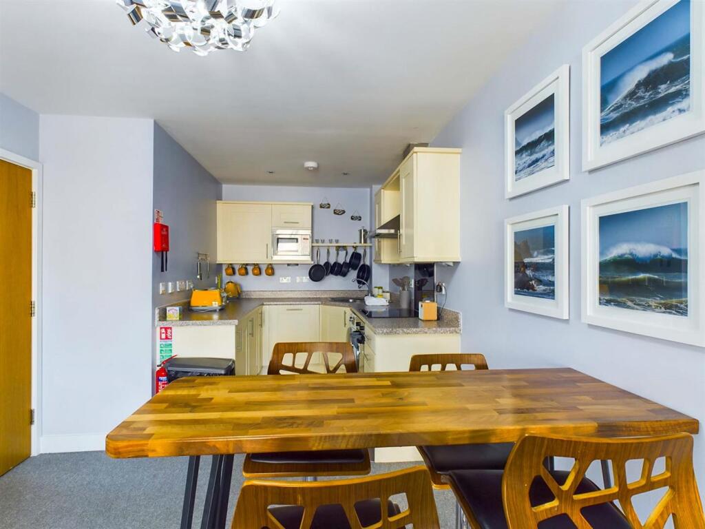 Apartment 8, Ocean 1 - Open plan lounge, kitchen a