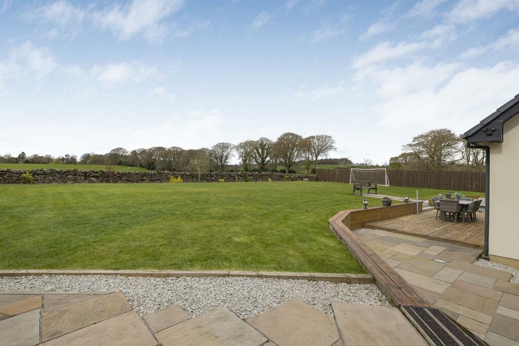 108-web-or-mls-4 Waterfall Meadows_85.jpg