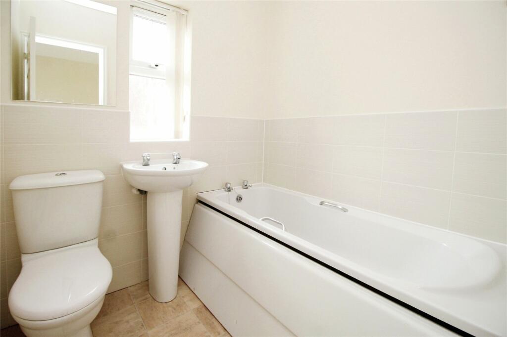 En-Suite Bathroom