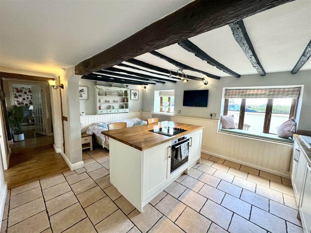KITCHEN/BREAKFAST/FAMILY ROOM