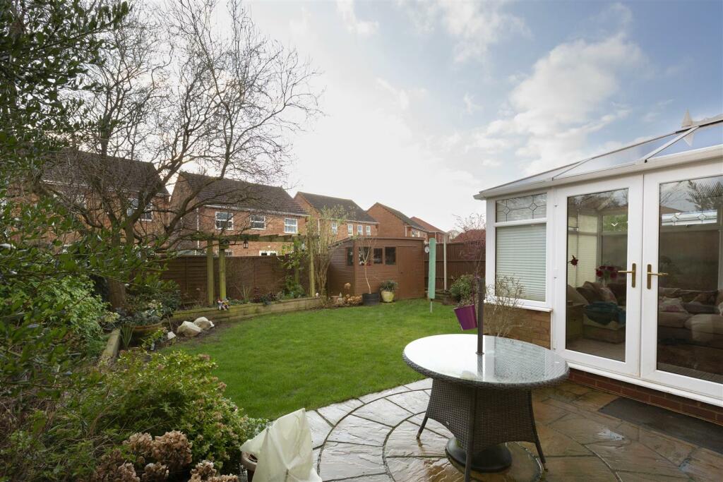 27 Crocus Way 52.jpg
