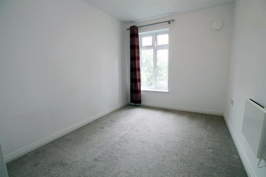 Ashcombe Court, London Road, Ashford