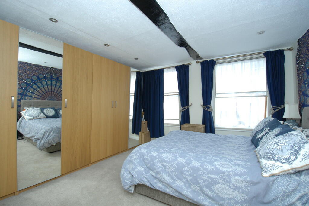 34 HIGH STREET (4...