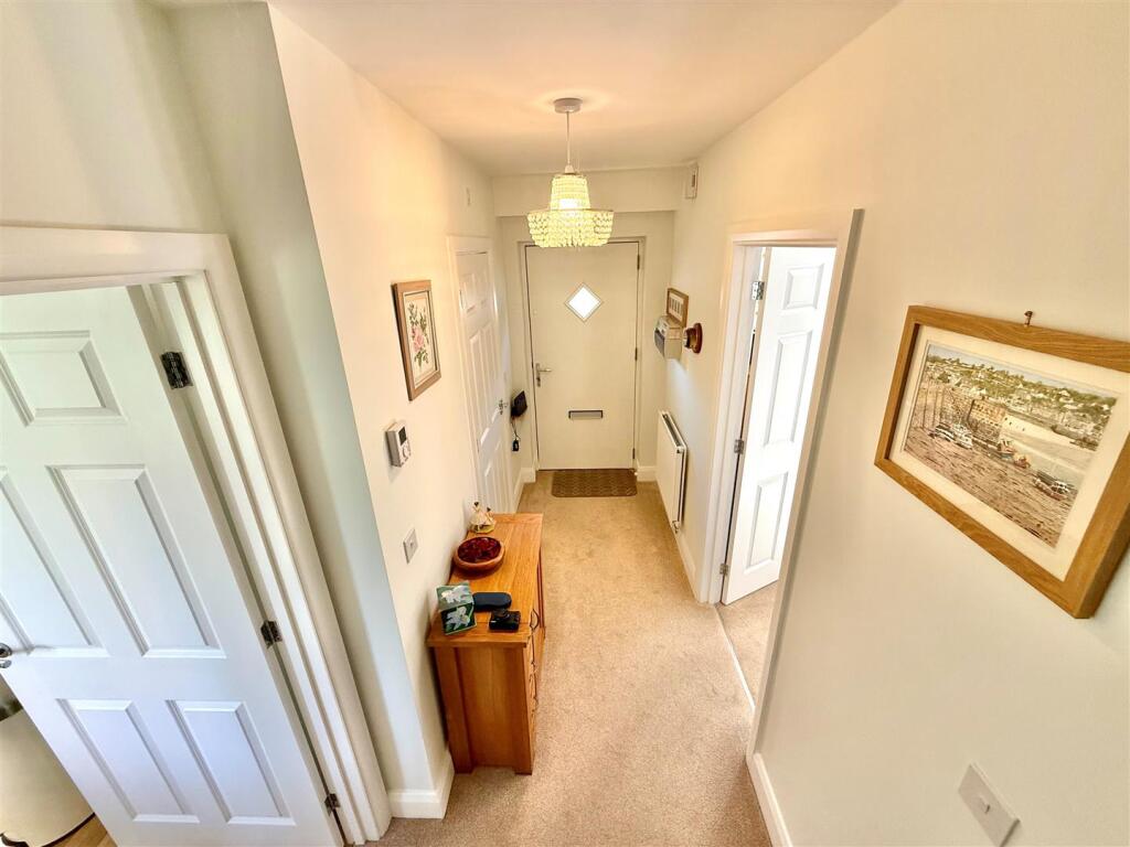 Hall.jpg