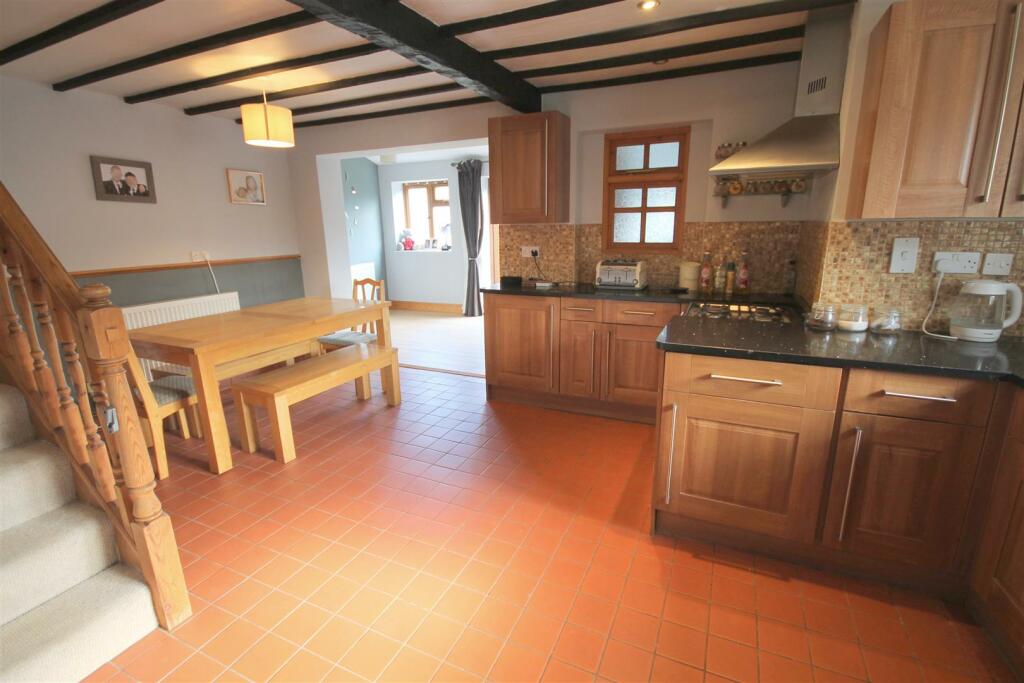 OGR Kitchen.JPG