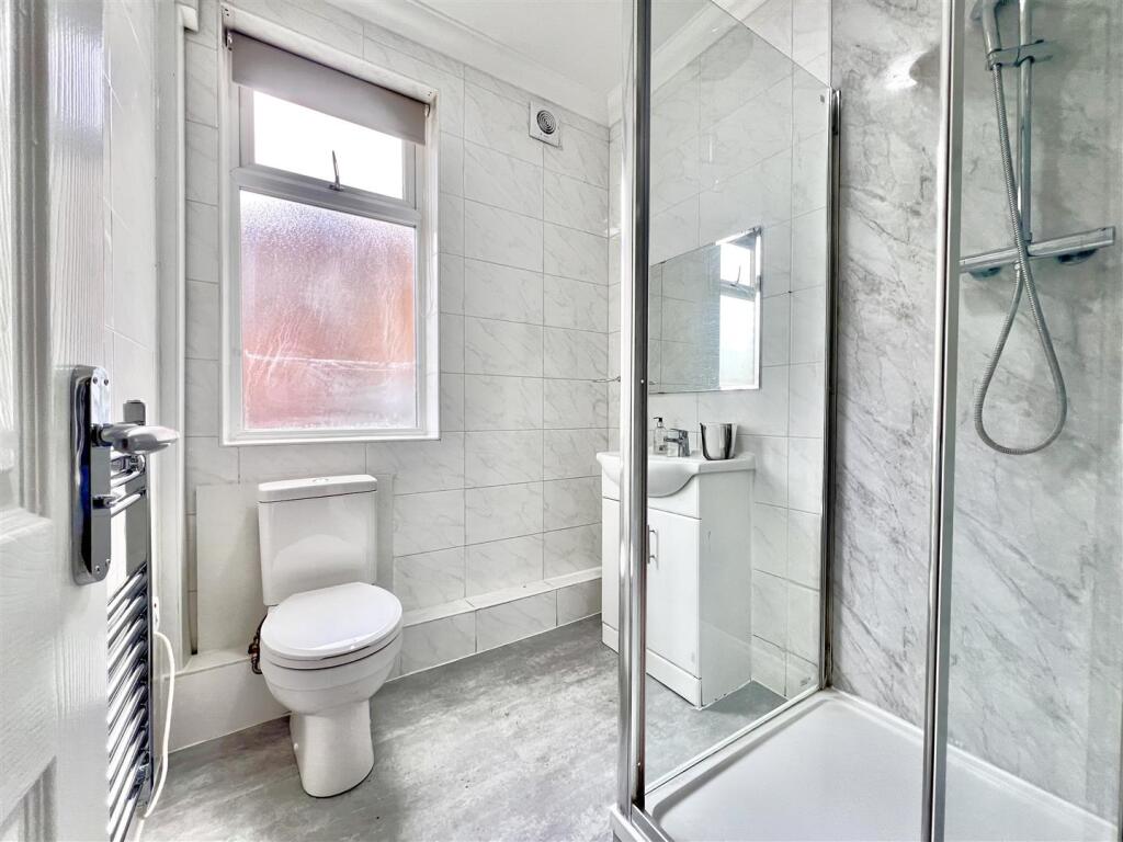 Shower Room/ WC