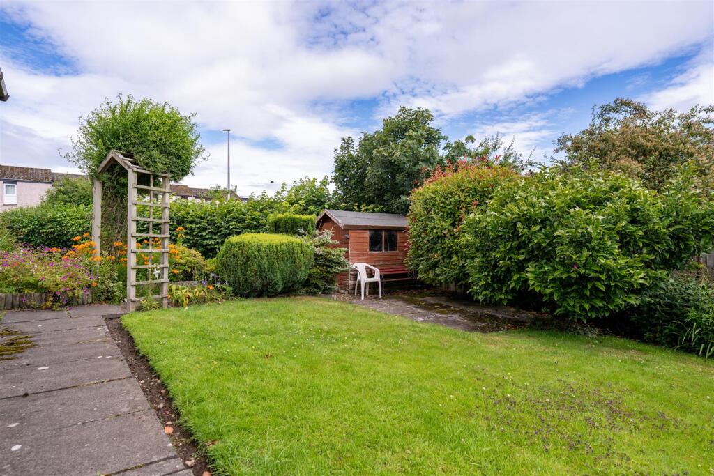 1 hendersyde park-18.jpg