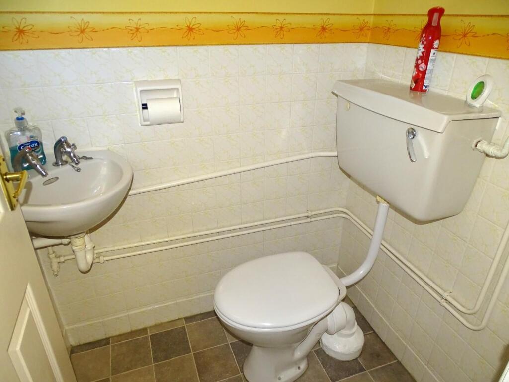 CLOAKROOM