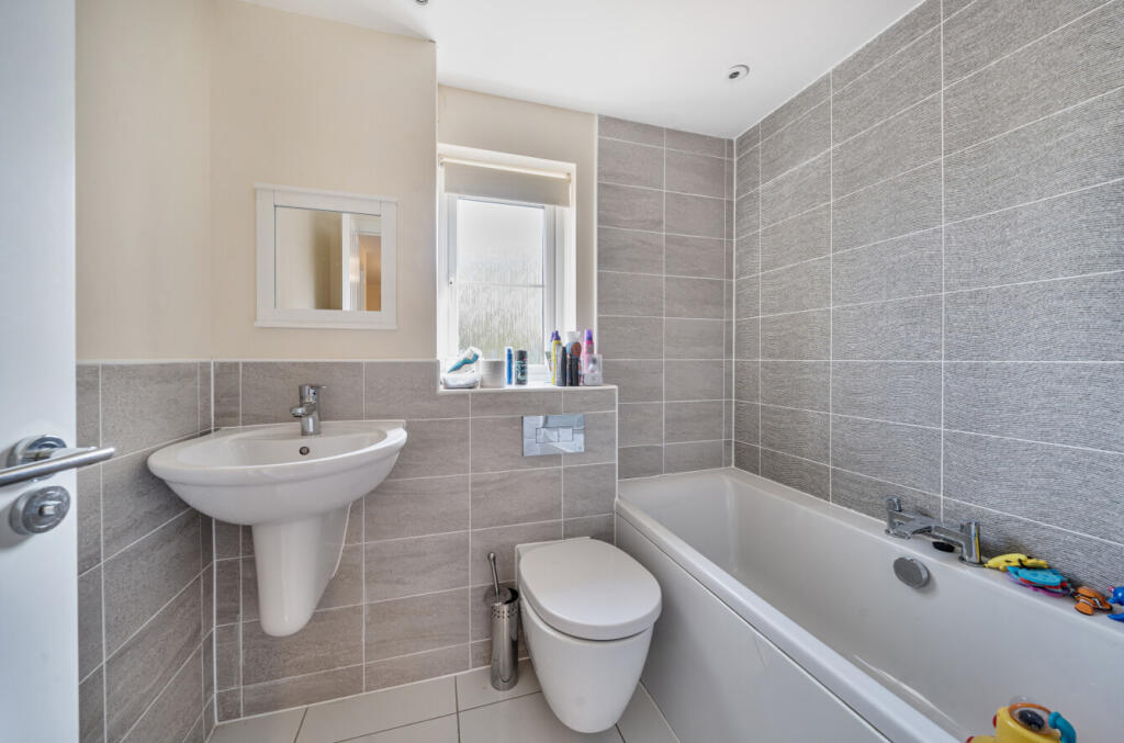 Upstairs Bathroom