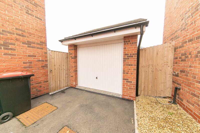 External garage