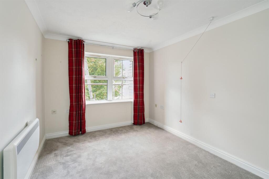 Flat 15, 21, The Cedars, Downing Close Knowle_13.j