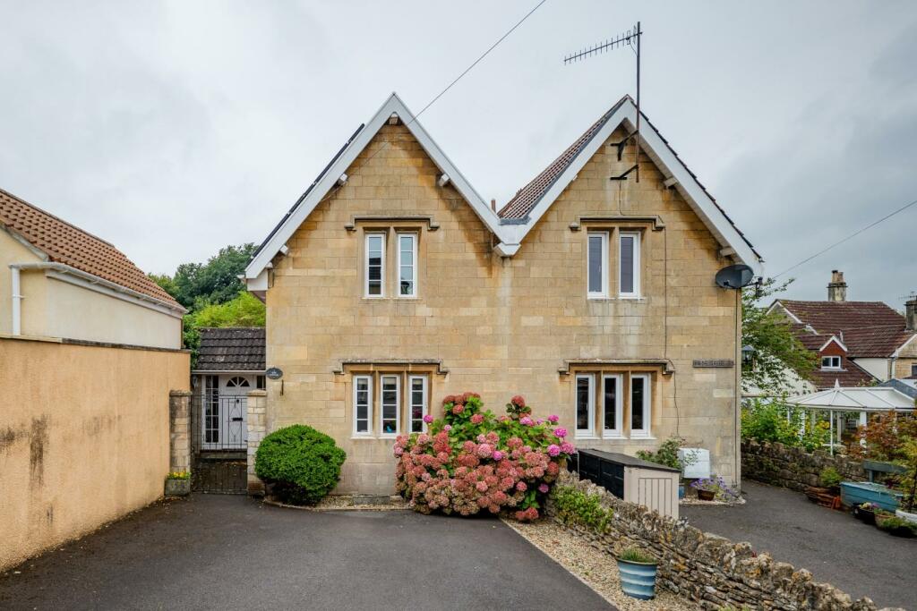 2 Rose Cottages BA2 6TE-1.jpg