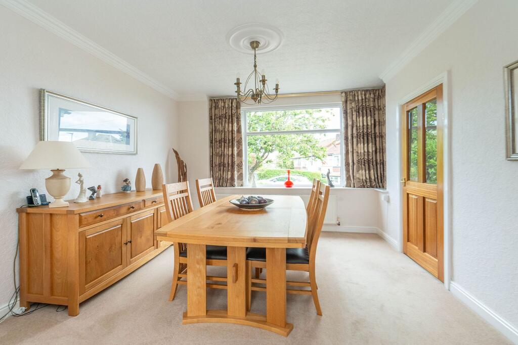 LIVING ROOM, KITCHEN AND DINER