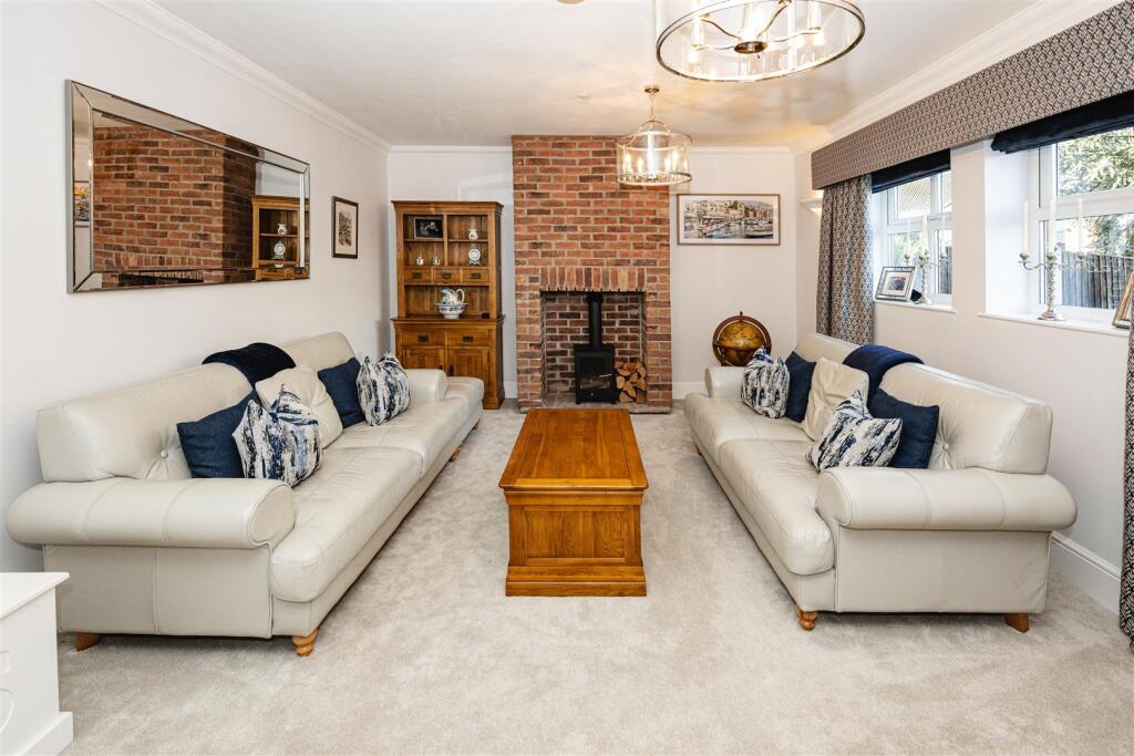 Adamlvphotography- Bramble House-27.jpg