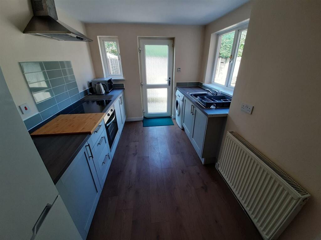 Kitchen Reverse - 9 Meadow.jpg