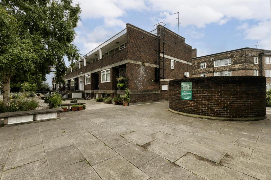 12 Kingsland -18.jpg