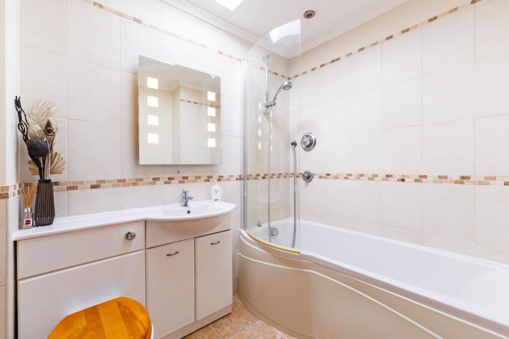 90529_Gervase House Dinton Road Fovant (25).jpg