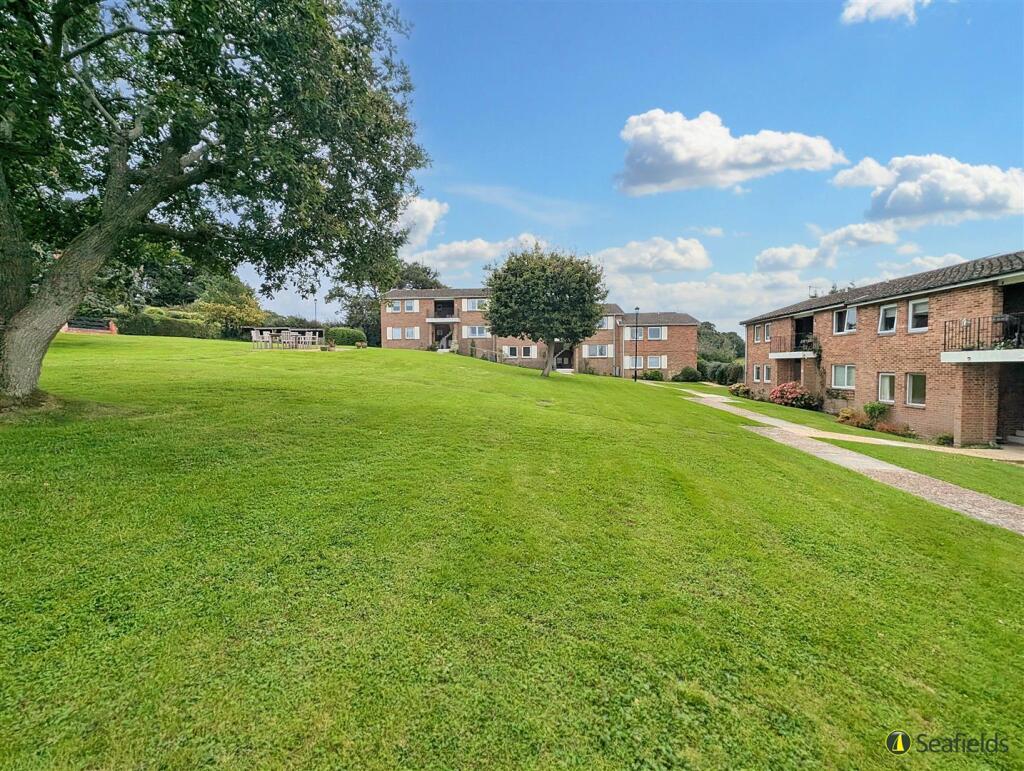 Communal Grounds