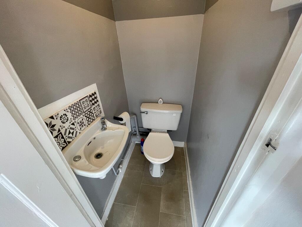 UPSTAIRS TOILET