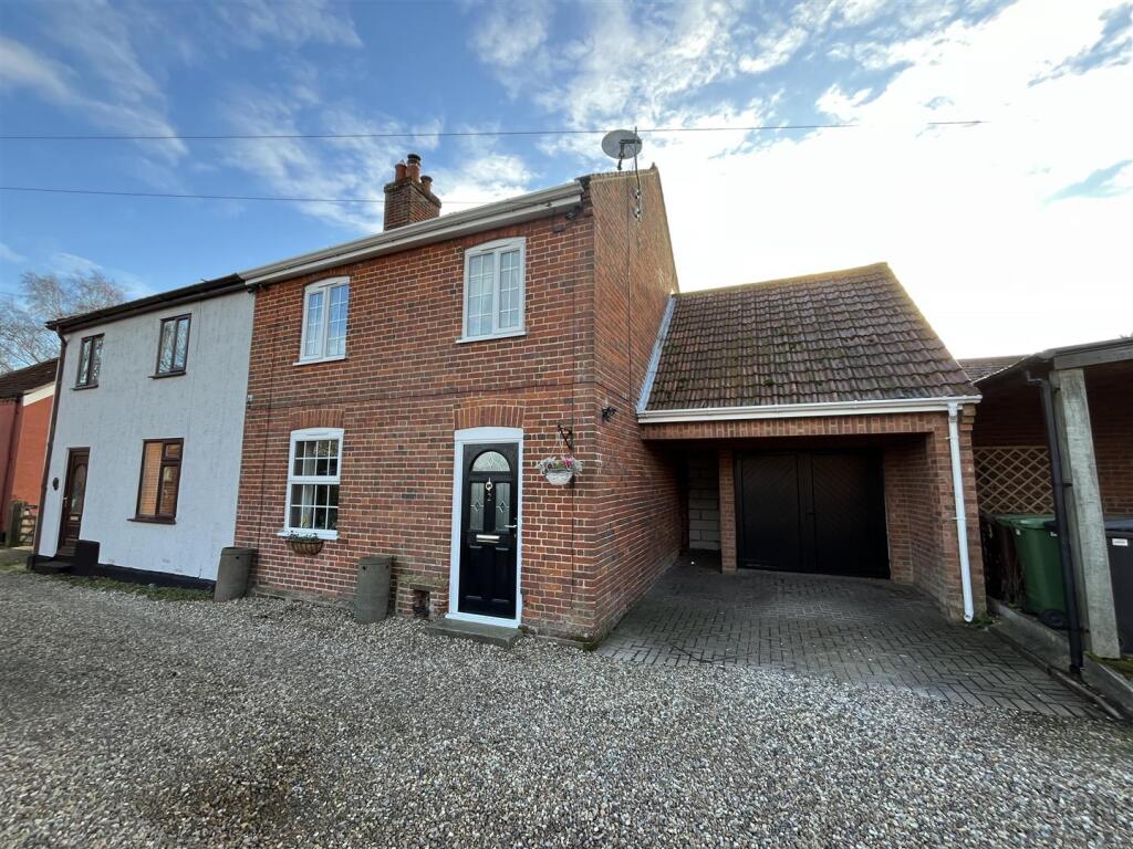 Wellingtonia Terrace, Hingham, Norwich