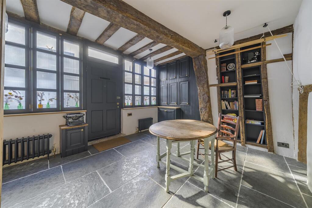 Dining/shop/office space