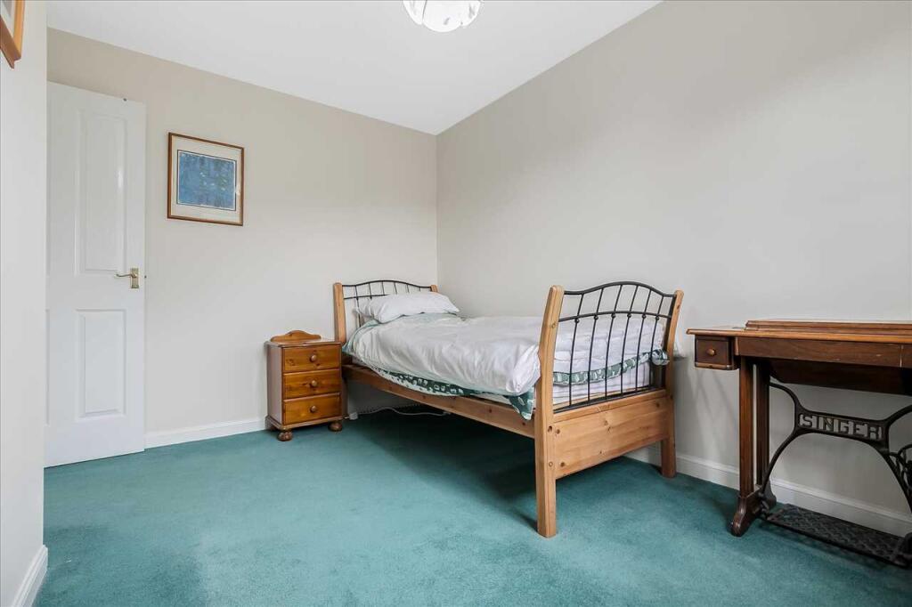 Bedroom Two (2)