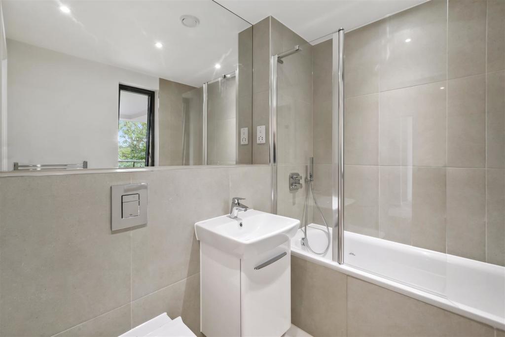 Flat 10, 1 Bridgehill Close - FPpjNWVG6I3Rb3d5lDyG