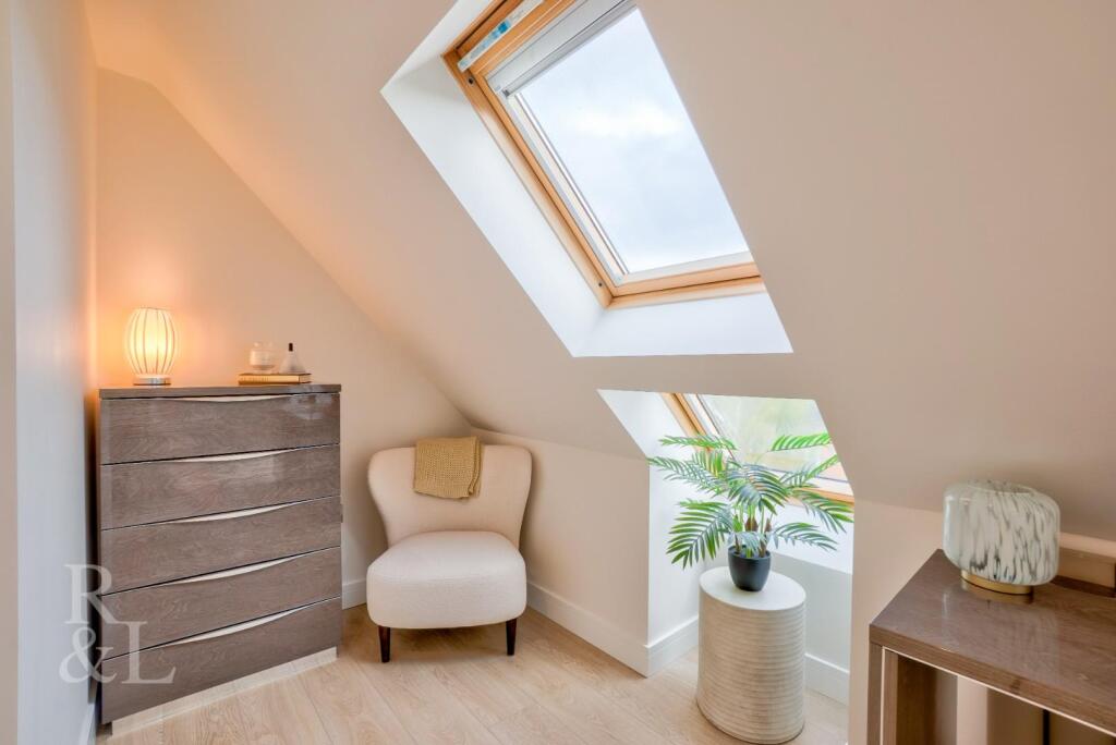 19 Westminster Drive (31).jpg