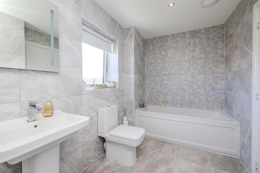 58WhiteadmiralPlaceNewcastleGreatParkNE139EJ-11