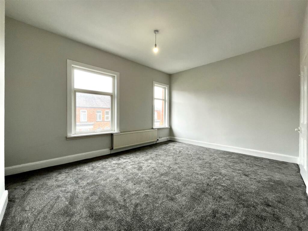Bedroom 1 Aspect 2