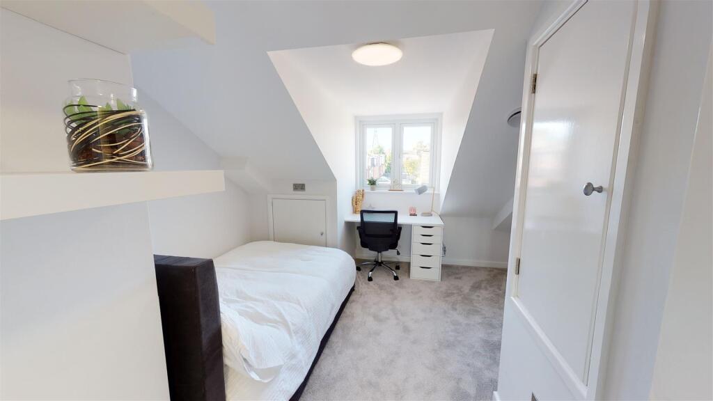 55-Hubert-Road-Bedro