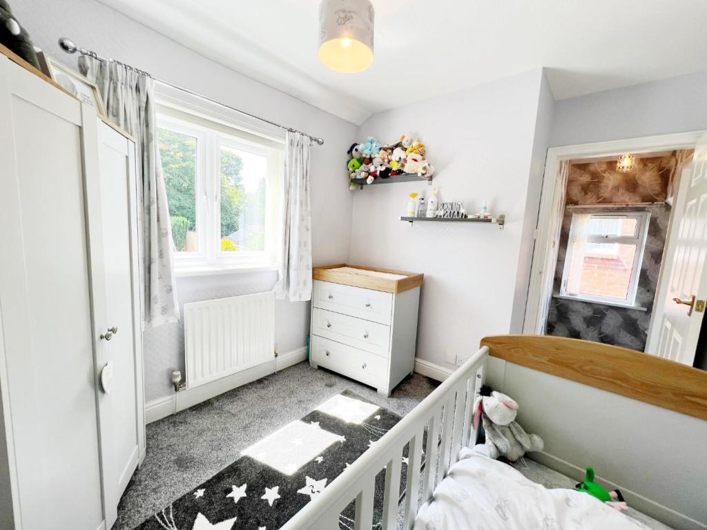 Bedroom 2 pic 2.jpg