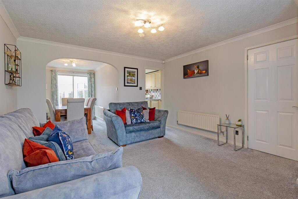 Reception Room-2.jpg